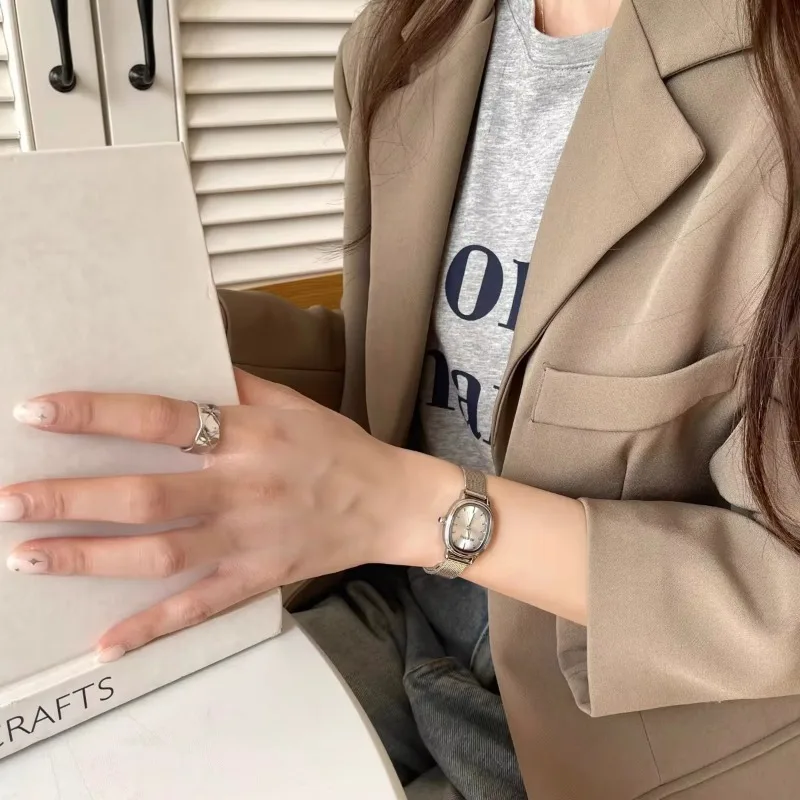 Jam tangan wanita Quartz hadia - Lux Watch ulasan dan harga